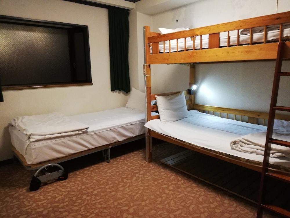 Family & Bakpak Tokyo Hostel Kültér fotó