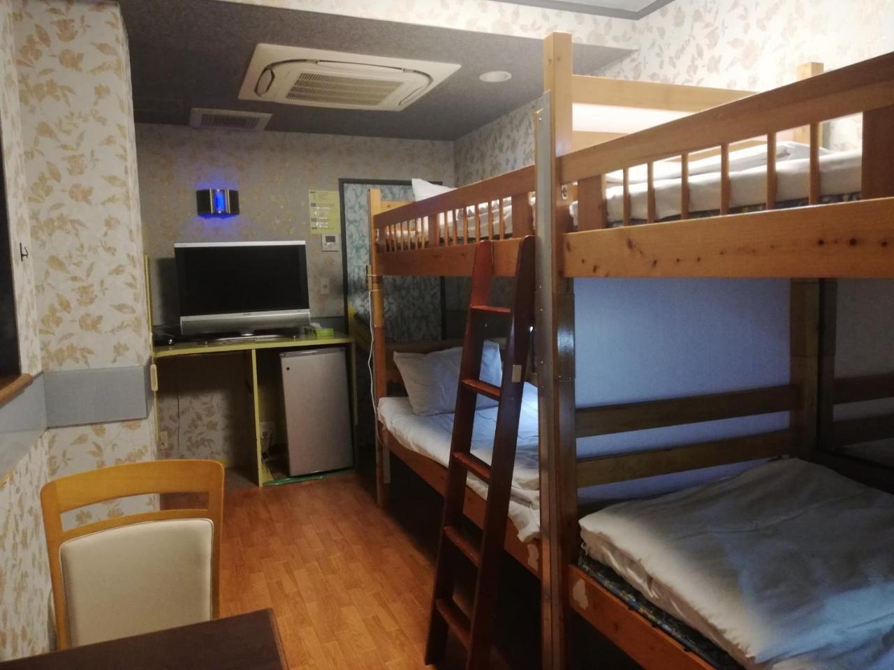 Family & Bakpak Tokyo Hostel Szoba fotó